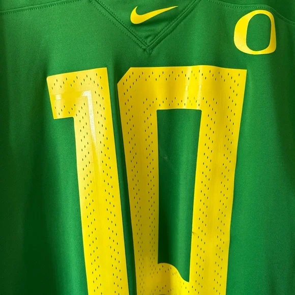 Nike Green and Yellow Men's Jersey - Picture 2 of 7